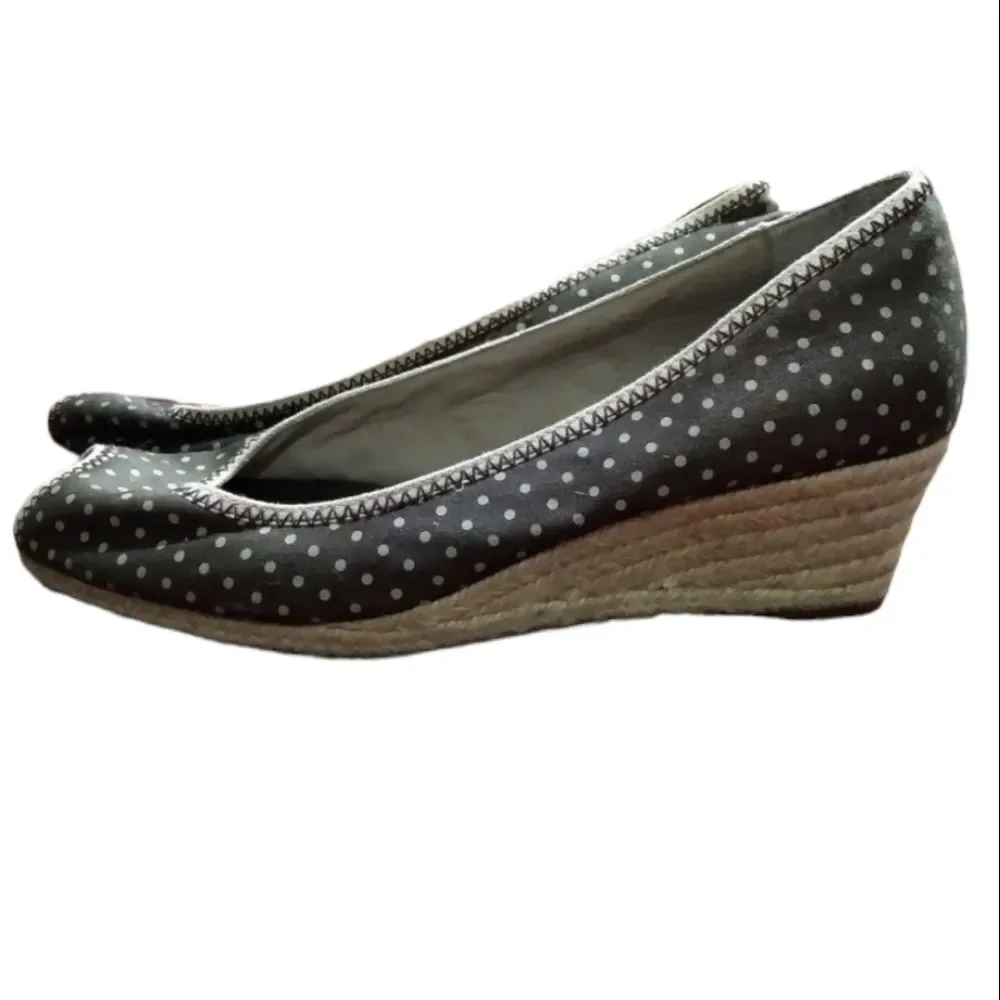 Banana Republic gray polka dot espadrilles 9 1/2
